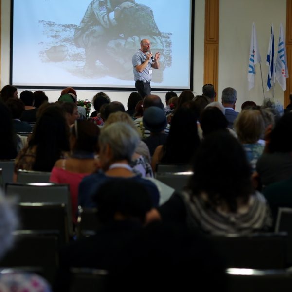 ד"ר שאול לב-רן, מנהל המרפאה לתחלואה כפולה, המרכז לברה"נ לב השרון